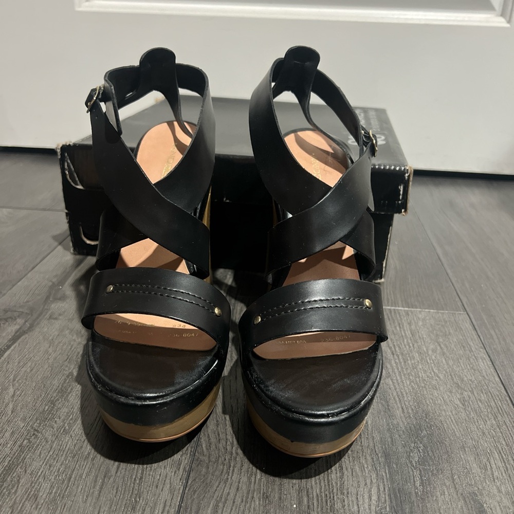 Elegant Black Women's Sandals